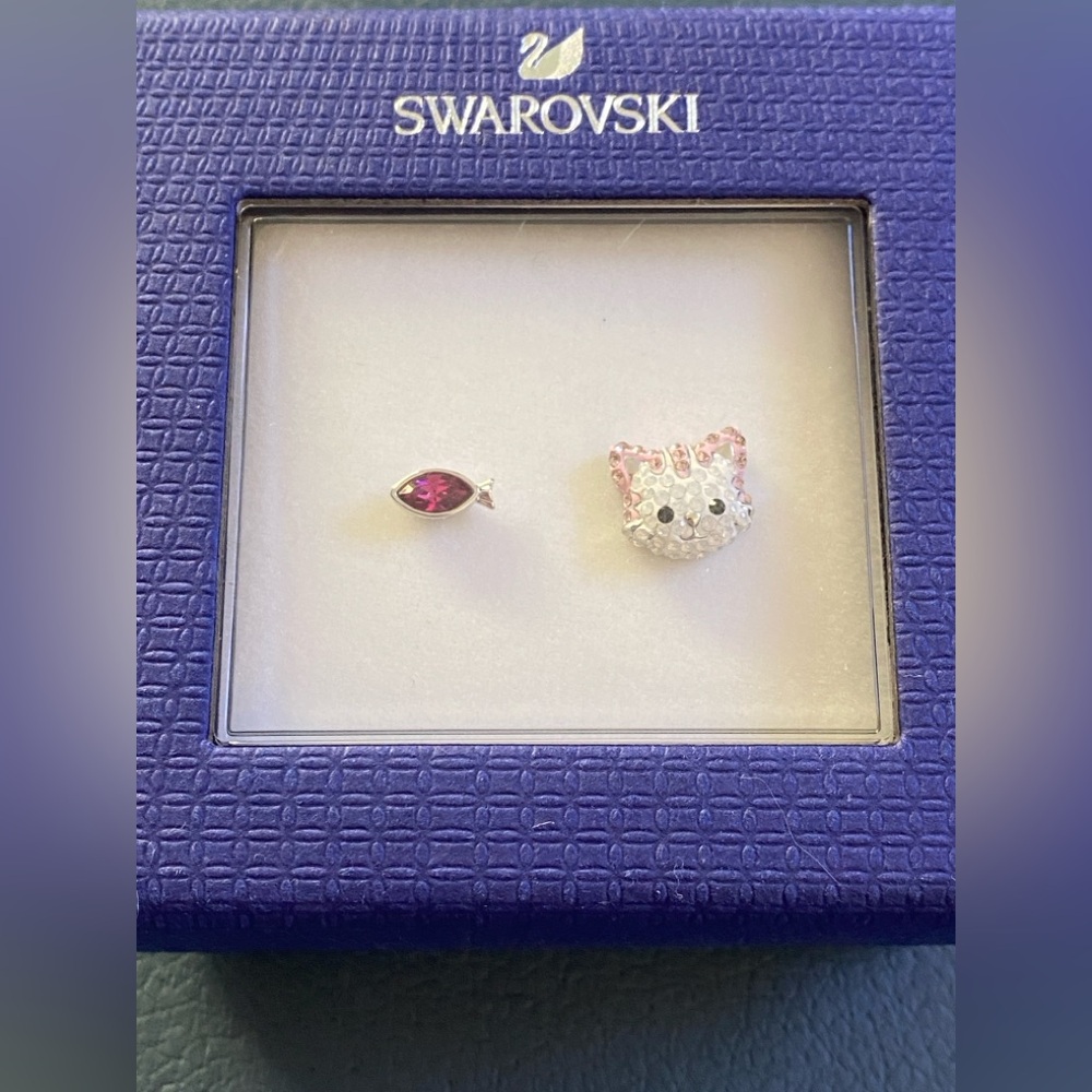 Rare Swarovski Kitten + fish 😻earrings ✨FIRM PRICE✨